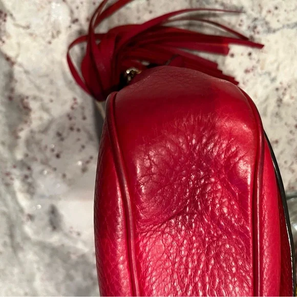 Gucci Soho 100% 💯 authentic red crossbody/ shoulder bag w gold chain - Picture 9 of 16